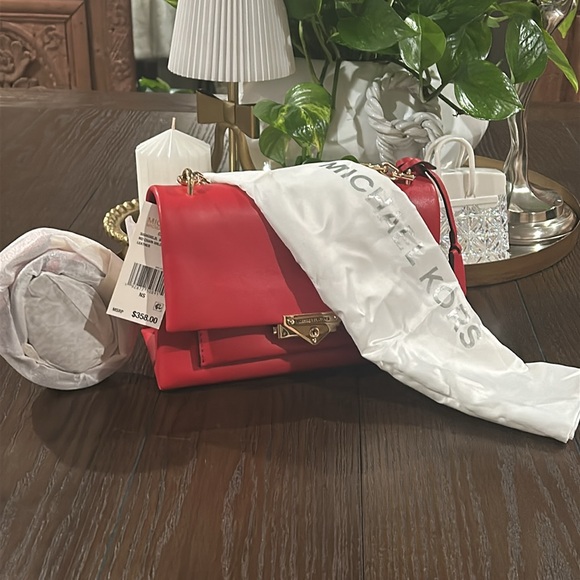 Michael Kors NWT Red Chain Shoulder Bag - Picture 2 of 6